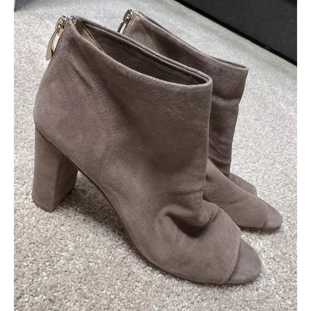 Vaneli Women’s Barney Suede open toe Leather 9M